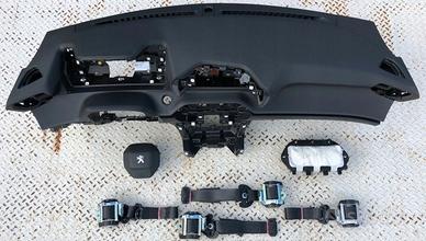 PEUGEOUT 208 KIT AIRBAG