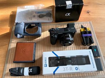 Sony A6700 + 16-50 OSS + accessori