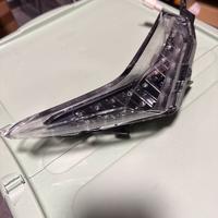 Freccia anteriore destra kymco ak 550