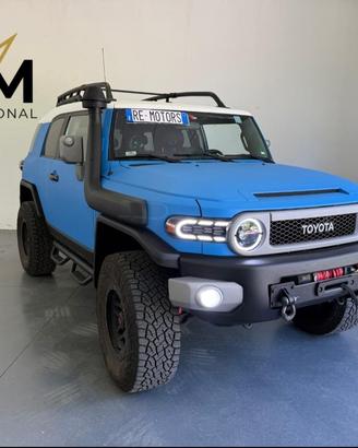 Toyota FJ Cruiser MANUALE