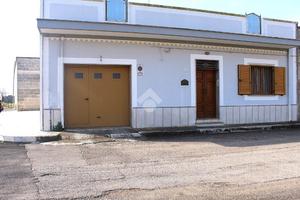 3 LOCALI A SAN VITO DEI NORMANNI