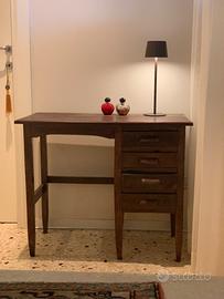 Piccolo scrittoio antico