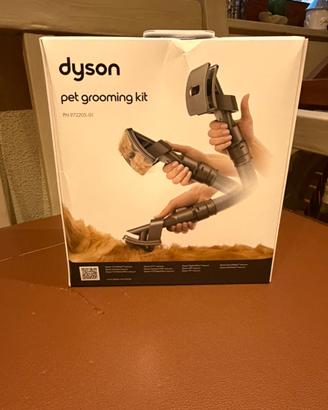 Dyson pet grooming kit