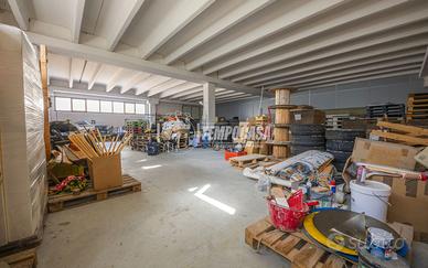 Capannone a Montegranaro Via Alpi 1 locali