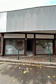 Locale commerciale a Segrate (MI)