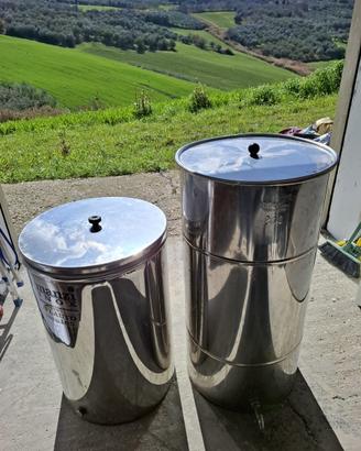 Contenitori olio 105 litri e 140 litri