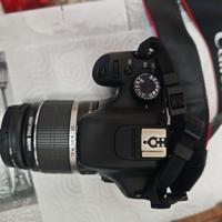 Macchina fotografica reflex Canon d550