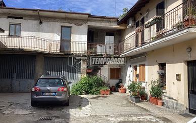 Rustico da ristrutturare