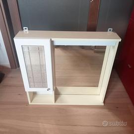 Mobiletto specchio bagno
