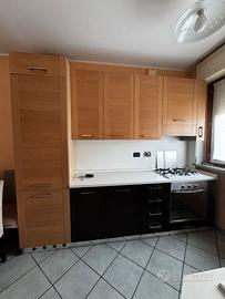 Cucina doppia giá smontata