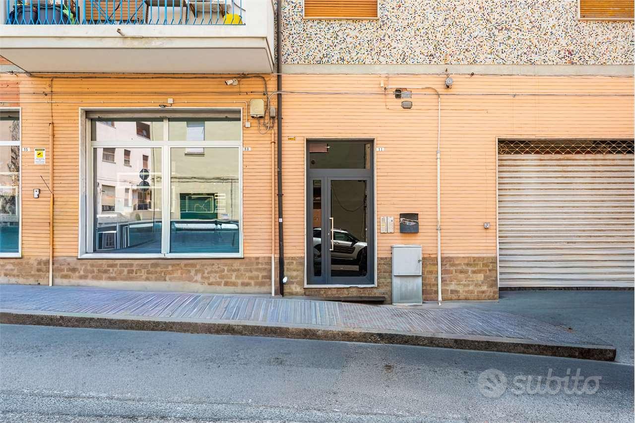Appartamento – Cagliari, Is Mirrionis - Vista 2