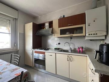 2 LOCALI A BORGARO TORINESE