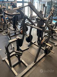 Lat pull down/Chest press
