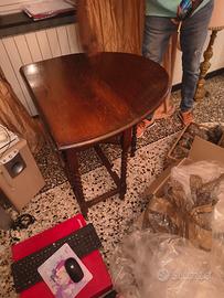 Tavolino noce massello