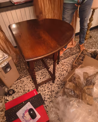 Tavolino noce massello