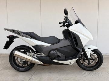 Honda Integra 750 – Anno 2016 – 9.900 km