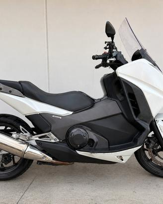 Honda Integra 750 – Anno 2016 – 9.900 km