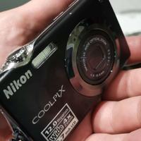 macchina fotografica nikon s3000 pari al nuovo