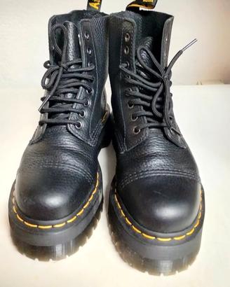 scarponcini donna Dr. Martens nuovi 