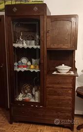 Credenza / Vetrina in legno massello restaurata