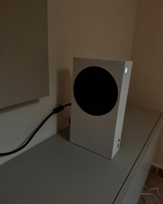 Xbox serie S 512gb con joystick fantasia militare