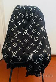 Louis Vuitton Logomania Shine