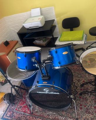 Batteria acustica poco usata