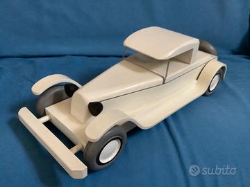 Automobile vintage Vilac in legno originale