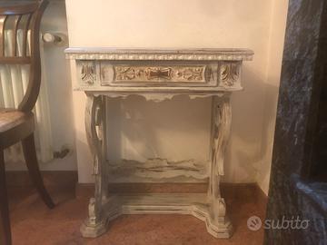 Consolle in legno anticato