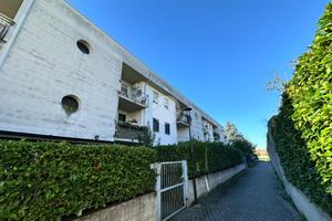 MONOLOCALE A BRESCIA