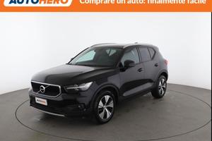 VOLVO XC40 T3 Momentum Pro