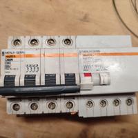 Magnetotermico Differenziale Merlin Gerin Multi9 