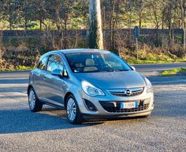 Opel Corsa 1.2 3 porte Club Benzina 85CV E5 2011