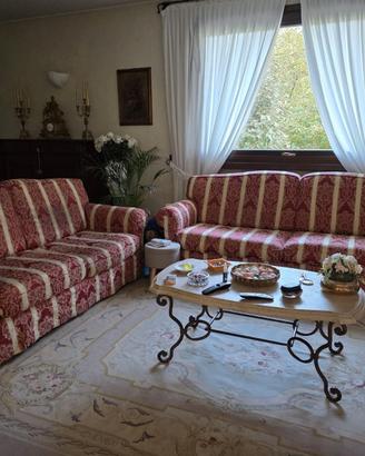 Divani stile classico (Poltrone e Sofà)