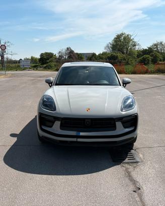 Porsche Macan 2.0 benzina 22