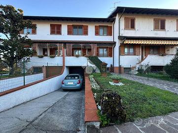 VILLA A SCHIERA A TRUCCAZZANO