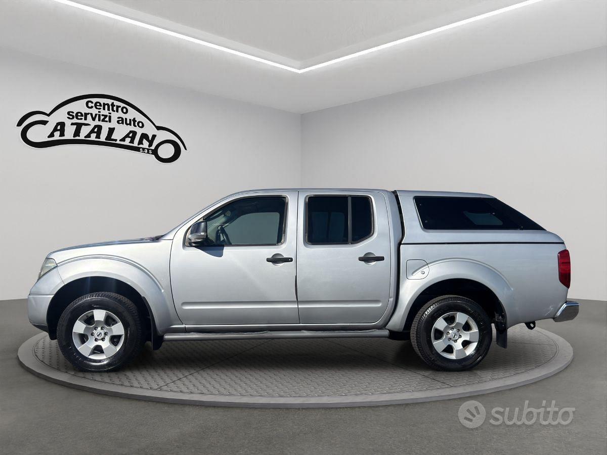 Nissan Navara 2009 photo 2