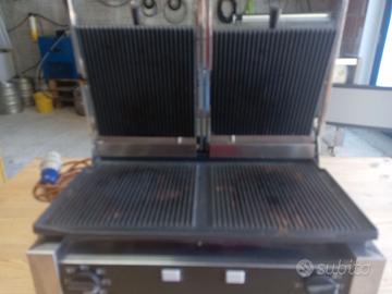 Piastra scaldapanini