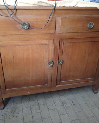 Credenza in noce
