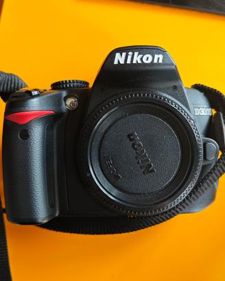 Nikon D 3000 