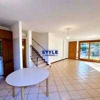 CENTRALISSIMA BIFAMILIARE 3 CAMERE