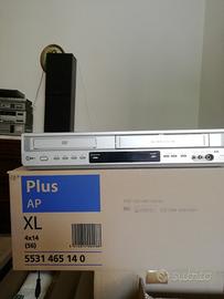 giradischi pionner  e autoradio vintage 