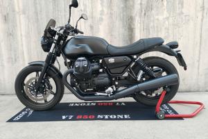 Moto Guzzi V7 850 Stone - 03/2024