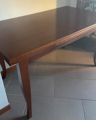 Tavolo in legno