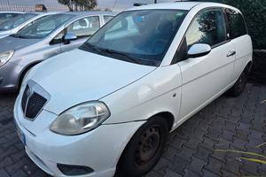 lancia ypsilon 1.4 benzina gpl valido fino al 2030