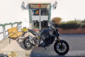 DUCATI Monster 937 PROMO WEB