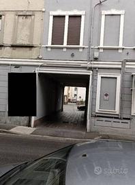 Appartamento a Saronno, 4 locali