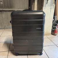 Valigua American Tourister