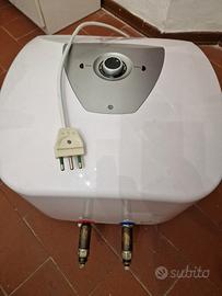 scaldabagno 30 litri come nuovo 