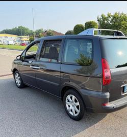 Peugeot 807 posti 7